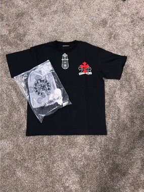Black and red CHROME HEARTS shirt